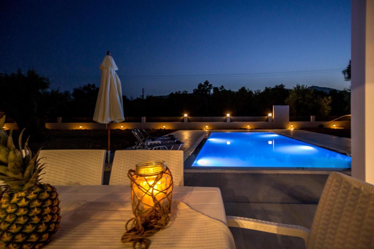 Villa Boviana With Private Swimming Pool Agios Sostis  Exterior foto