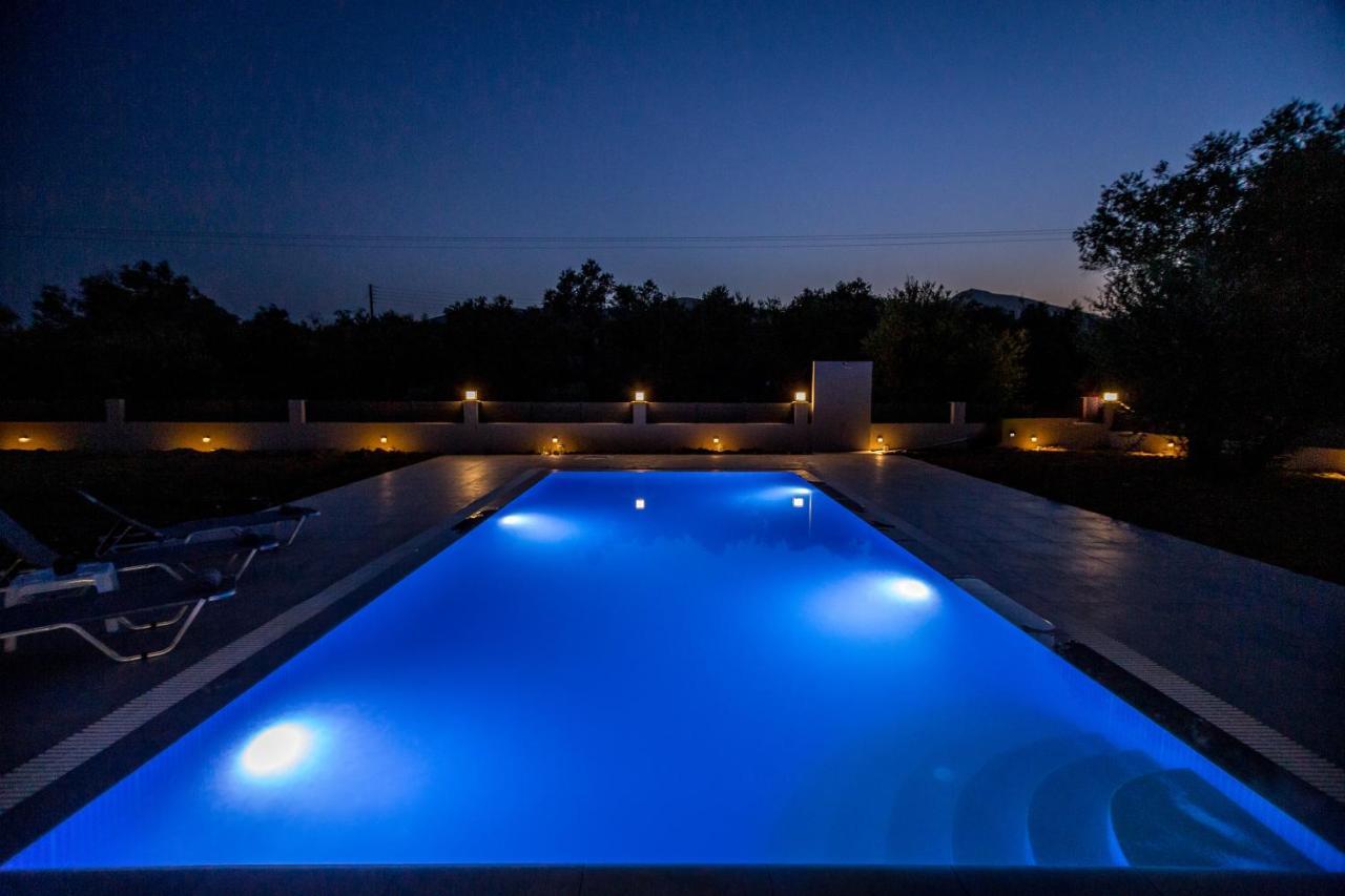 Villa Boviana With Private Swimming Pool Agios Sostis  Exterior foto